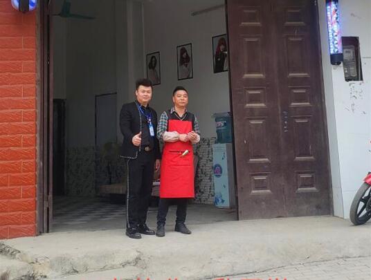 麗竹感恩小分隊(duì)上門送禮，禮物你收到了嗎