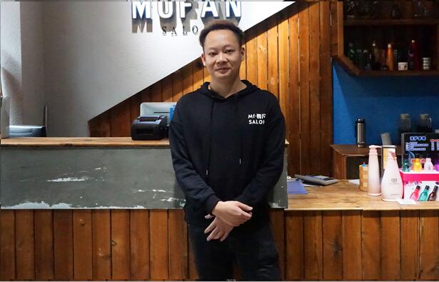 美發(fā)洗頭洗不好，被罵誰(shuí)都會(huì)不爽