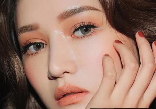 南瓜妝要怎么畫才好看？看完南寧彩妝培訓(xùn)的教程就懂了