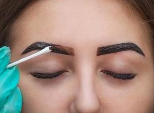 紋繡技巧：眉毛發(fā)紅發(fā)藍(lán)怎么辦