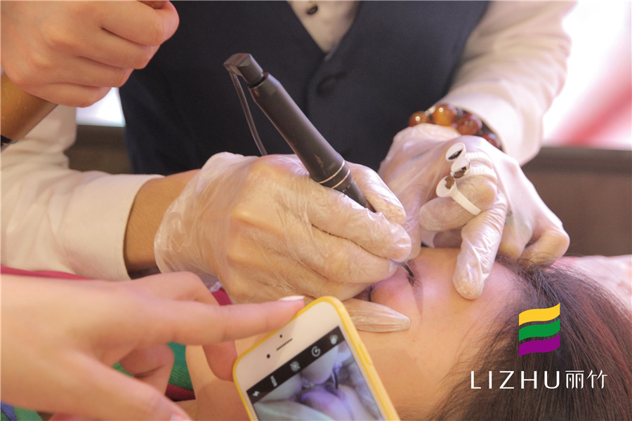 六種眉毛的紋繡操作方法，南寧紋繡培訓學校分享