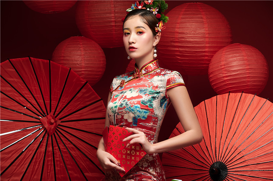 精致國(guó)風(fēng)旗袍造型