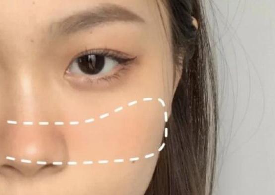 廣西口碑好的化妝學校教你網紅腮紅畫法