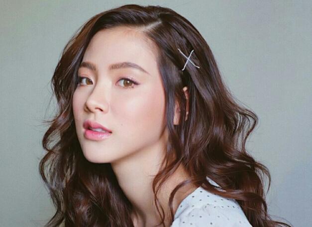 廣西師資強(qiáng)的化妝學(xué)校教你泰式妝容畫(huà)法