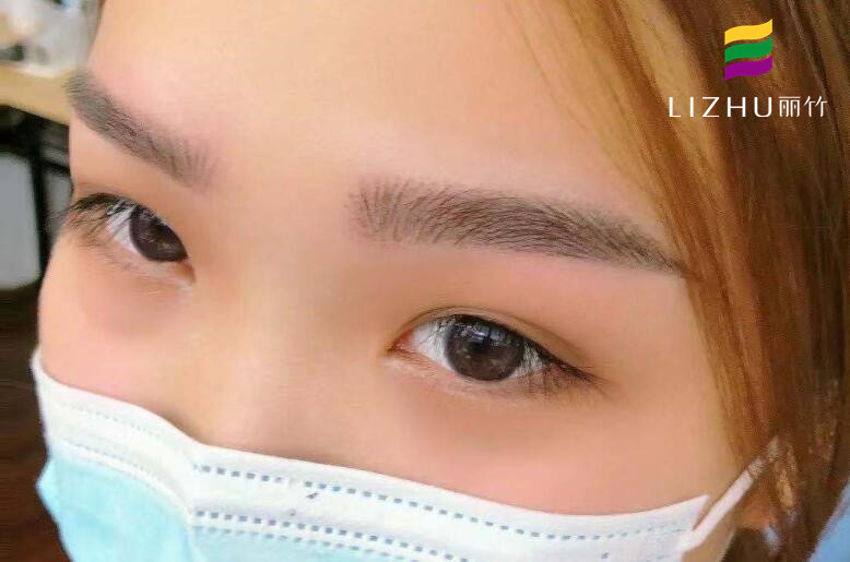 在南寧紋繡學(xué)習(xí)時如何把握畫眉的長度