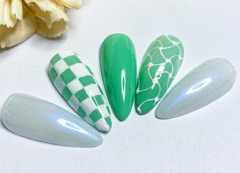 棋盤美甲，南寧美甲學(xué)習(xí)作品欣賞