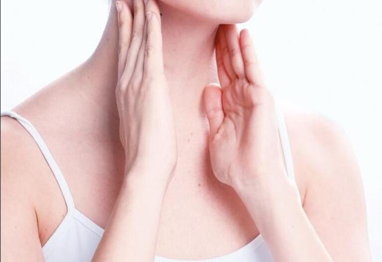 頸部怎么保養(yǎng)？南寧美容培訓(xùn)中心給你教程