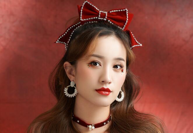 甜美約會(huì)妝教程，南寧化妝培訓(xùn)專業(yè)分享