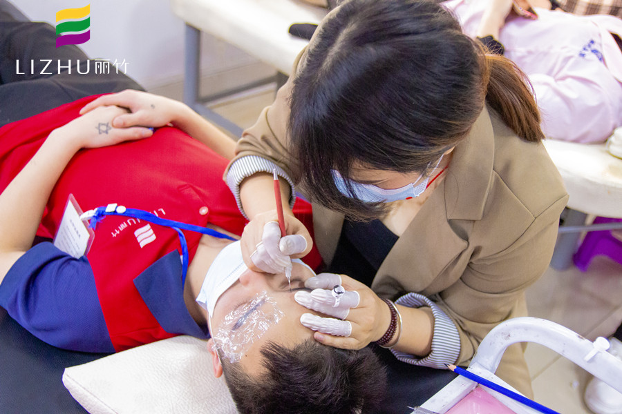 紋繡趣味知識(shí)：紋繡師五大派系，你屬于哪一個(gè)