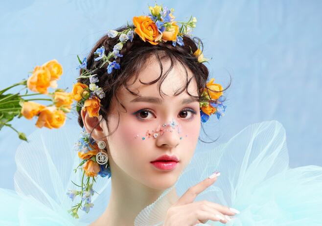 田園風(fēng)新娘有哪些特點(diǎn)？廣西教新娘妝的學(xué)校分享給你