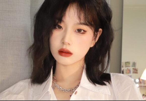 單眼皮眼影教程，廣西南寧彩妝學校分享