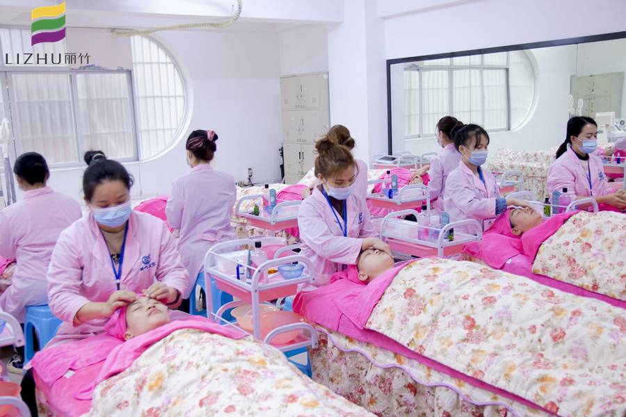 廣西美容培訓(xùn)學(xué)校教你認(rèn)識(shí)皮膚管理的作用