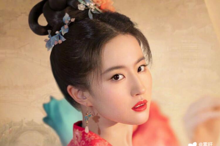 新中式國風(fēng)眼妝 ，廣西專業(yè)正規(guī)彩妝培訓(xùn)學(xué)校課程