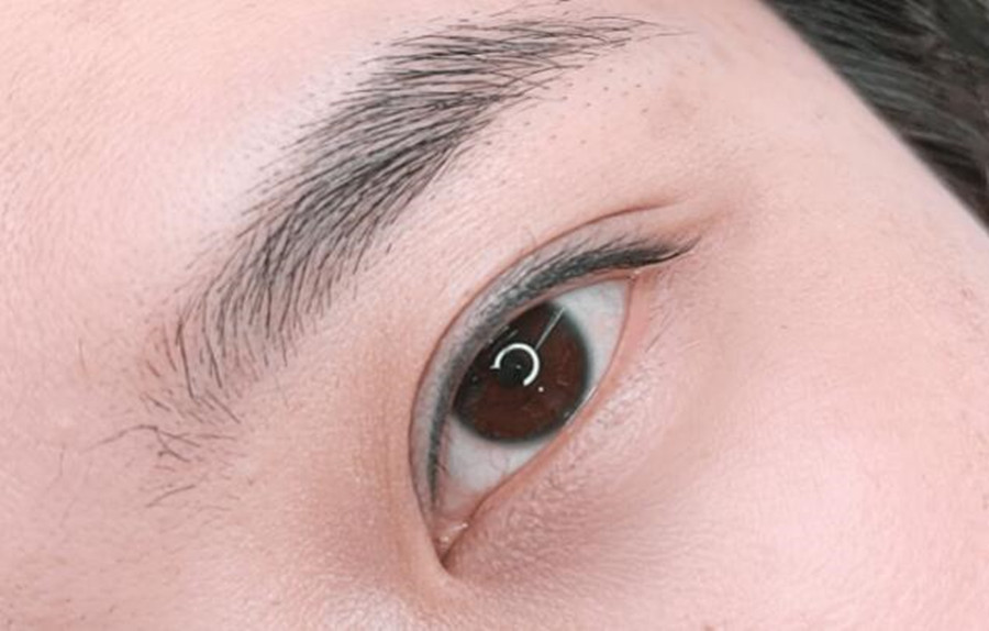 紋眉如何設計眉峰？南寧專業(yè)正規(guī)紋繡學校解析