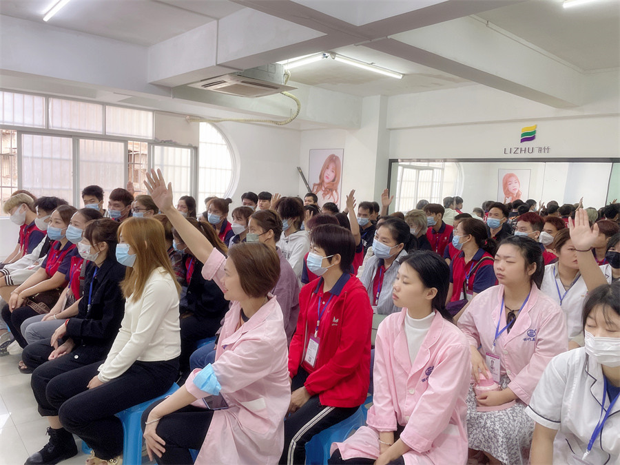 印·覺形象設(shè)計機(jī)構(gòu)-南寧美容美發(fā)學(xué)校校企就業(yè)宣講