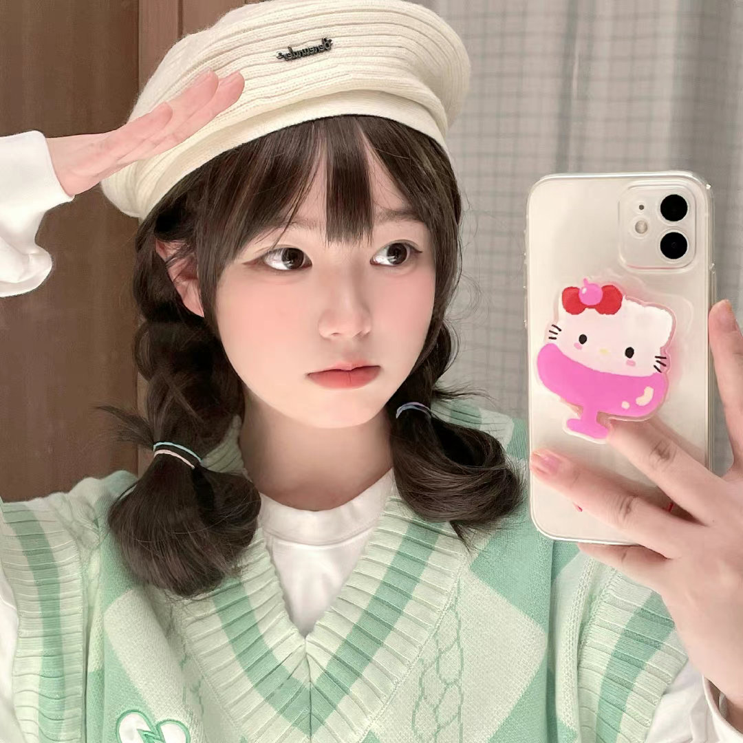 貝雷帽編發(fā)教程，廣西化妝編發(fā)培訓班分享