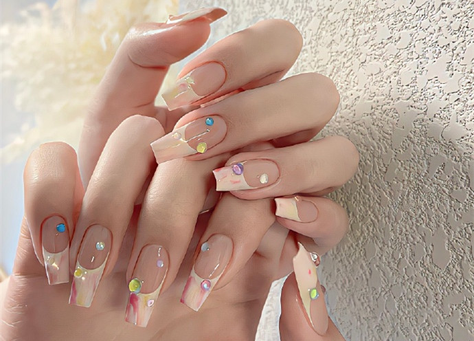 氛圍感美甲，南寧網(wǎng)紅美甲造型培訓(xùn)推薦