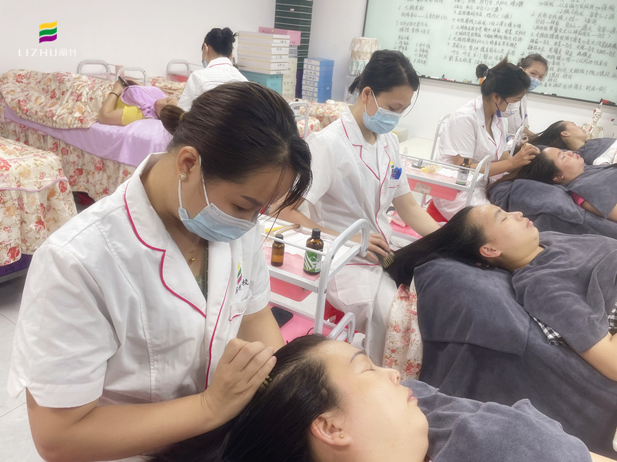 適合梳頭的時間？南寧頭療養(yǎng)生學(xué)習(xí)