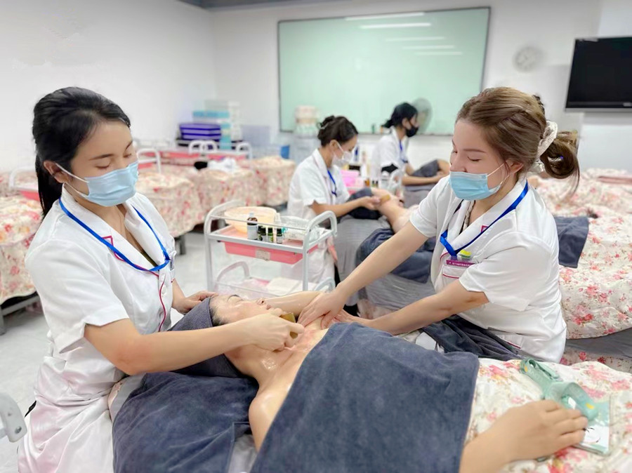 你適合做肩頸刮（sha）痧嗎？零基礎(chǔ)美容教學(xué)