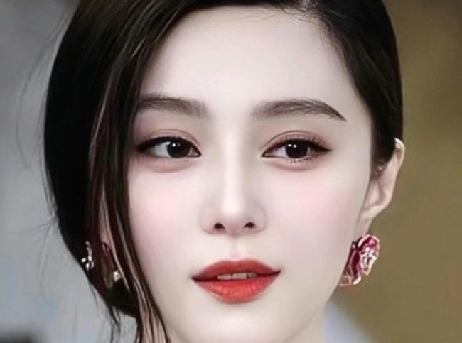 玉面桃花狐貍眼妝容解析，告訴廣西化妝造型哪家有實(shí)力？