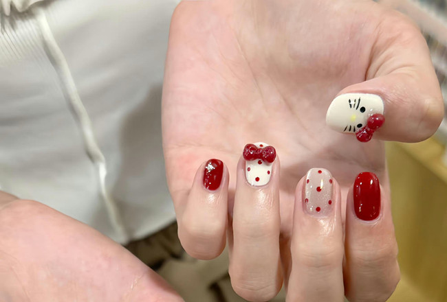 適合秋天做的美甲，廣西省美甲學(xué)校分享