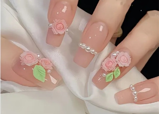 甜美系開春美甲，南寧專業(yè)美甲師推薦