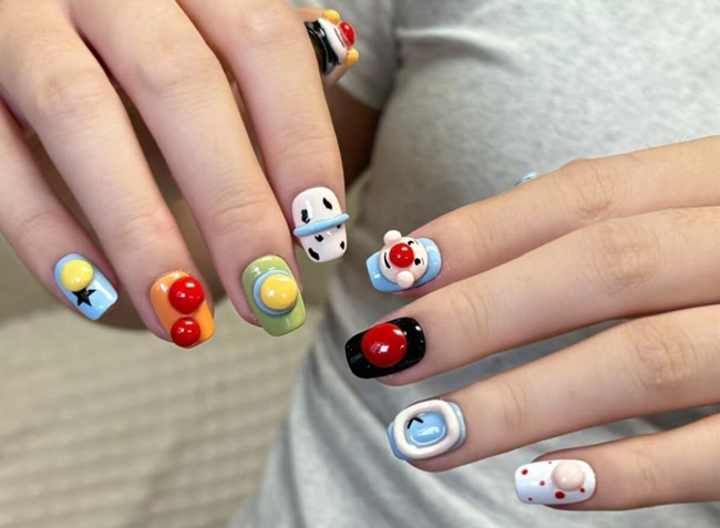 春日卡通美甲，廣西美甲造型培訓整合