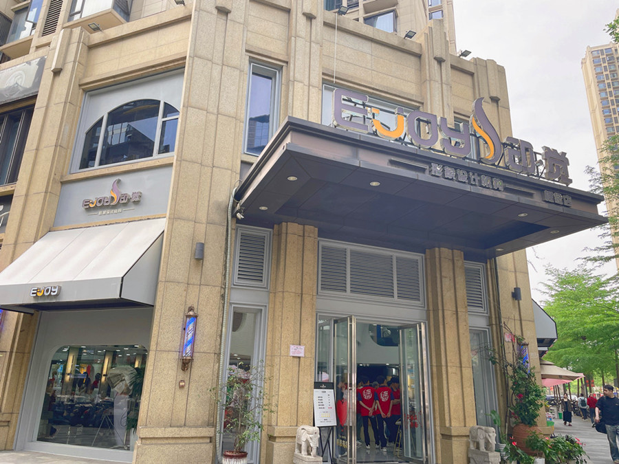 有圖有真相！南寧美發(fā)畢業(yè)就業(yè)到店參觀