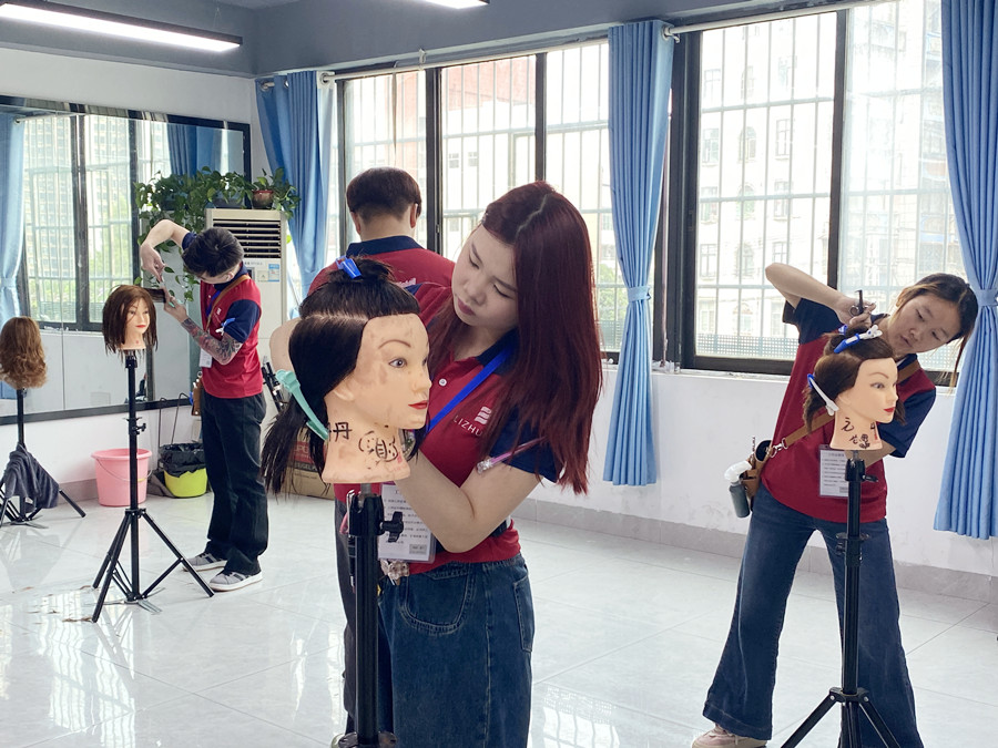 三角形堆積重量，南寧美發(fā)學(xué)校課程