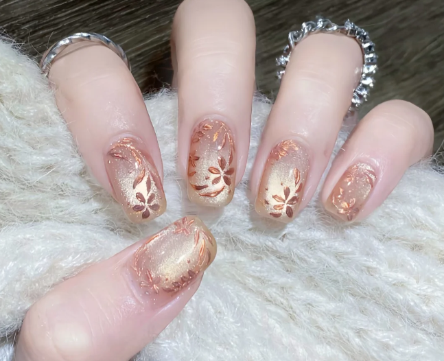 手繪金色琺瑯花美甲，0基礎(chǔ)學(xué)美甲南寧