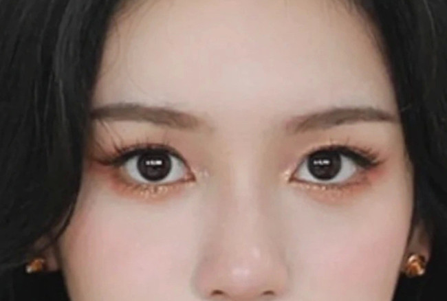 富家千金眼妝調(diào)整思路，化妝入門初學(xué)者教程