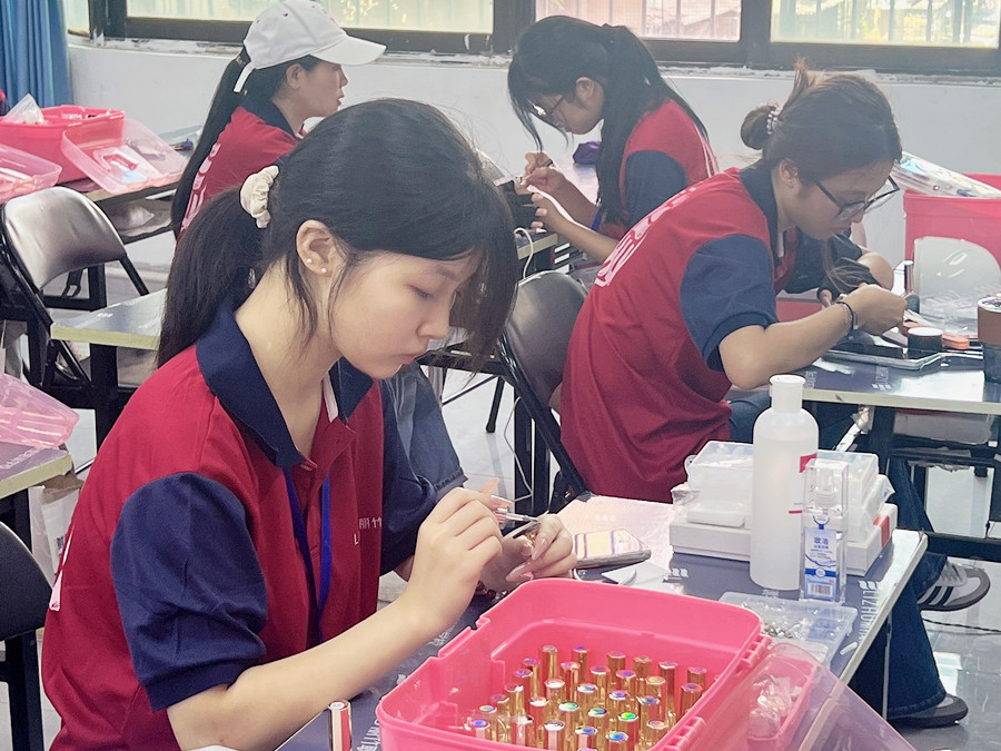 單色美甲練習(xí)，南寧美甲課堂隨拍